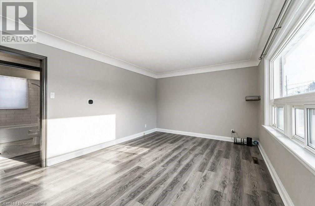 Main Level - 127 ROSEMOUNT DRIVE Image 4