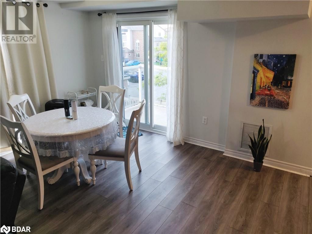 2 - 141 SYDENHAM WELLS Image 3