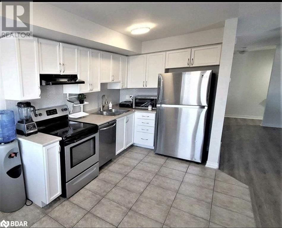 2 - 141 SYDENHAM WELLS Image 4