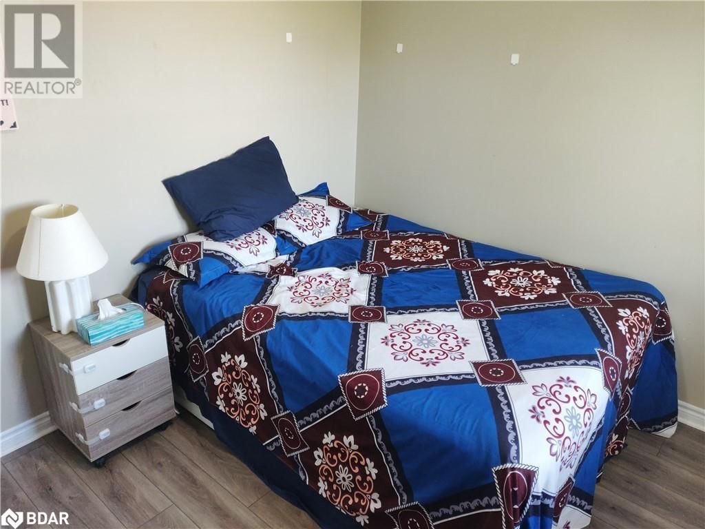 2 - 141 SYDENHAM WELLS Image 7