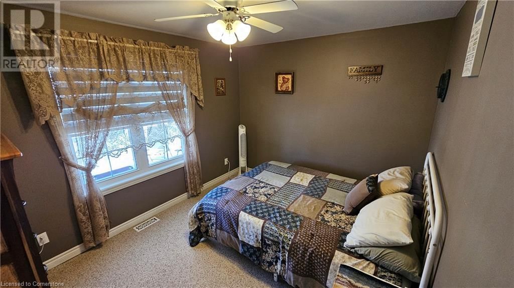 8 OAKWOOD AVENUE Image 21