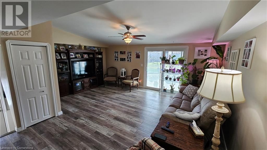 8 OAKWOOD AVENUE Image 28