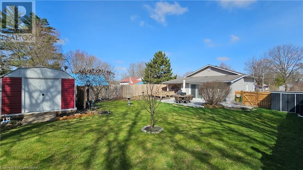 8 OAKWOOD AVENUE Image 32