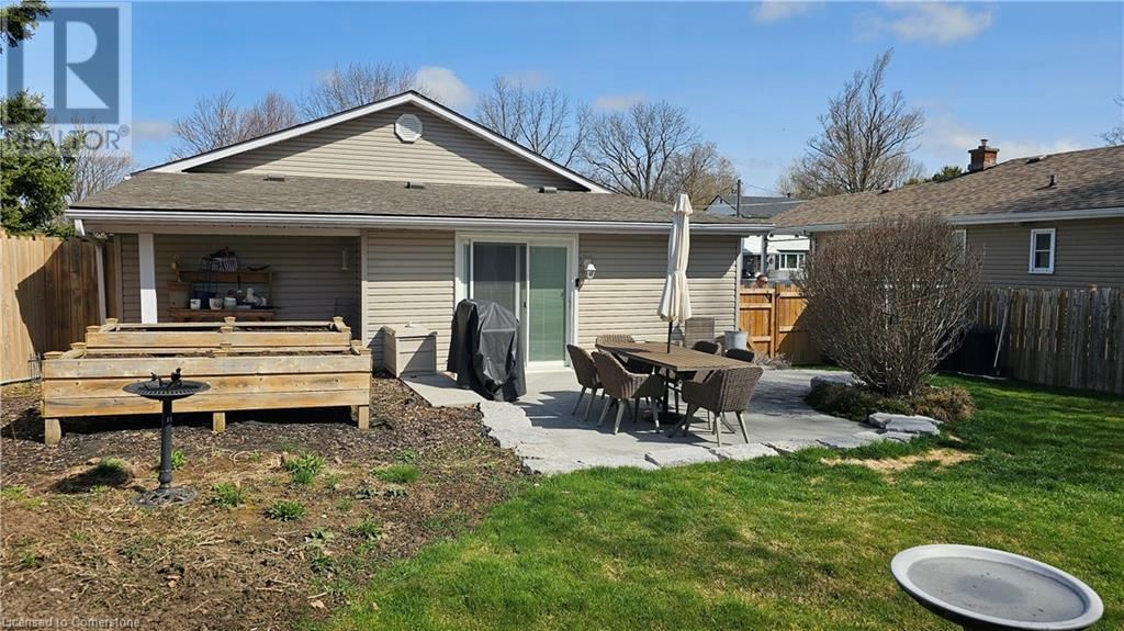 8 OAKWOOD AVENUE Image 34