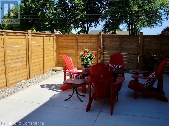 12 PINEWOOD AVENUE Image 29