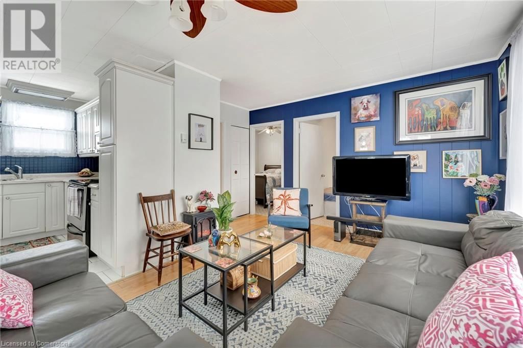 2035 ERIE STREET Image 7