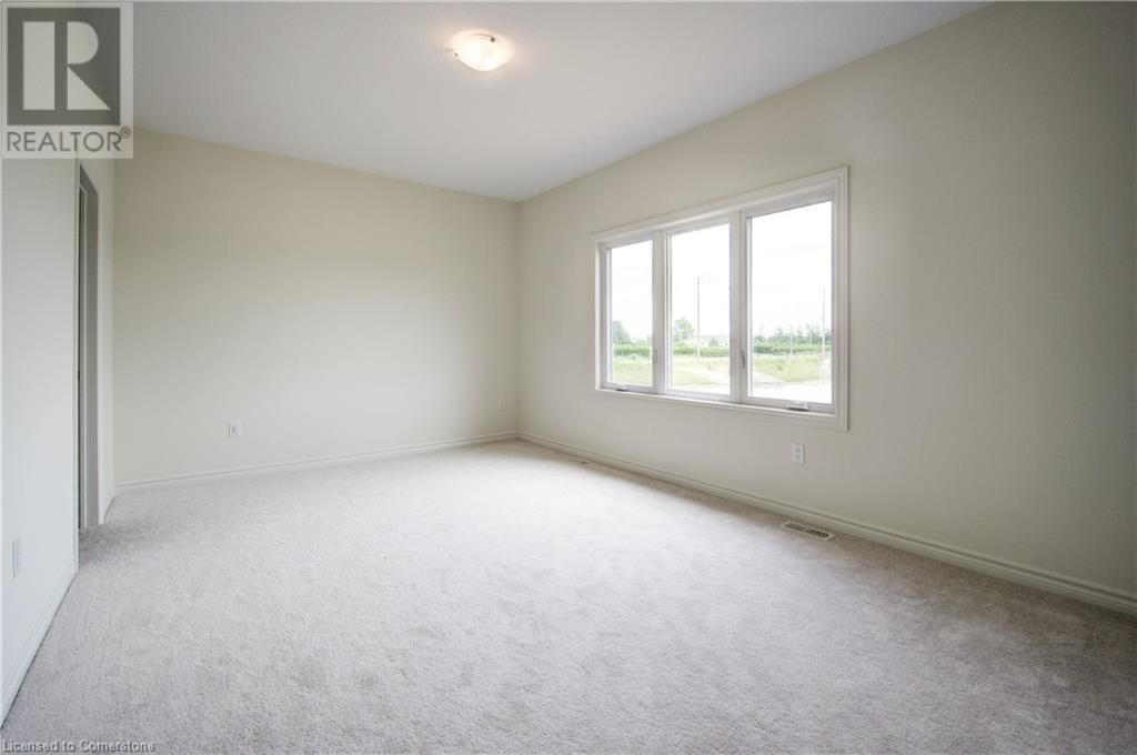 129 ELLEN STREET Image 16