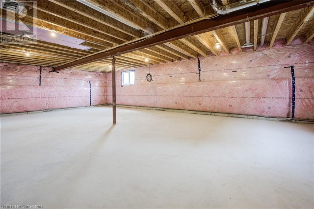 129 ELLEN STREET Image 26