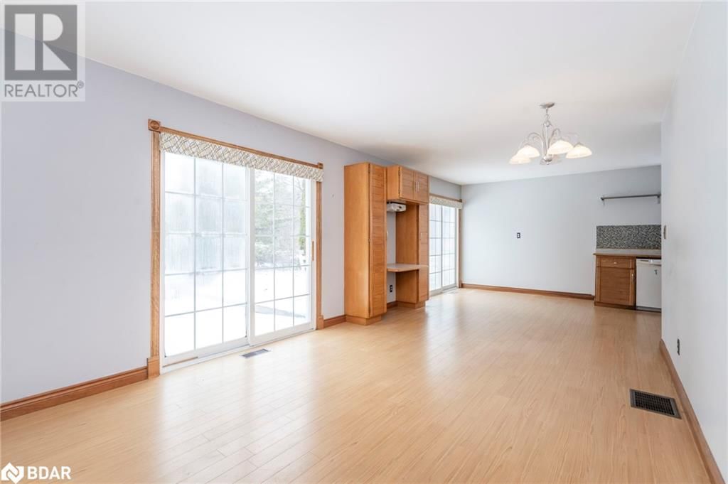 7078 COUNTY RD 56 Image 13
