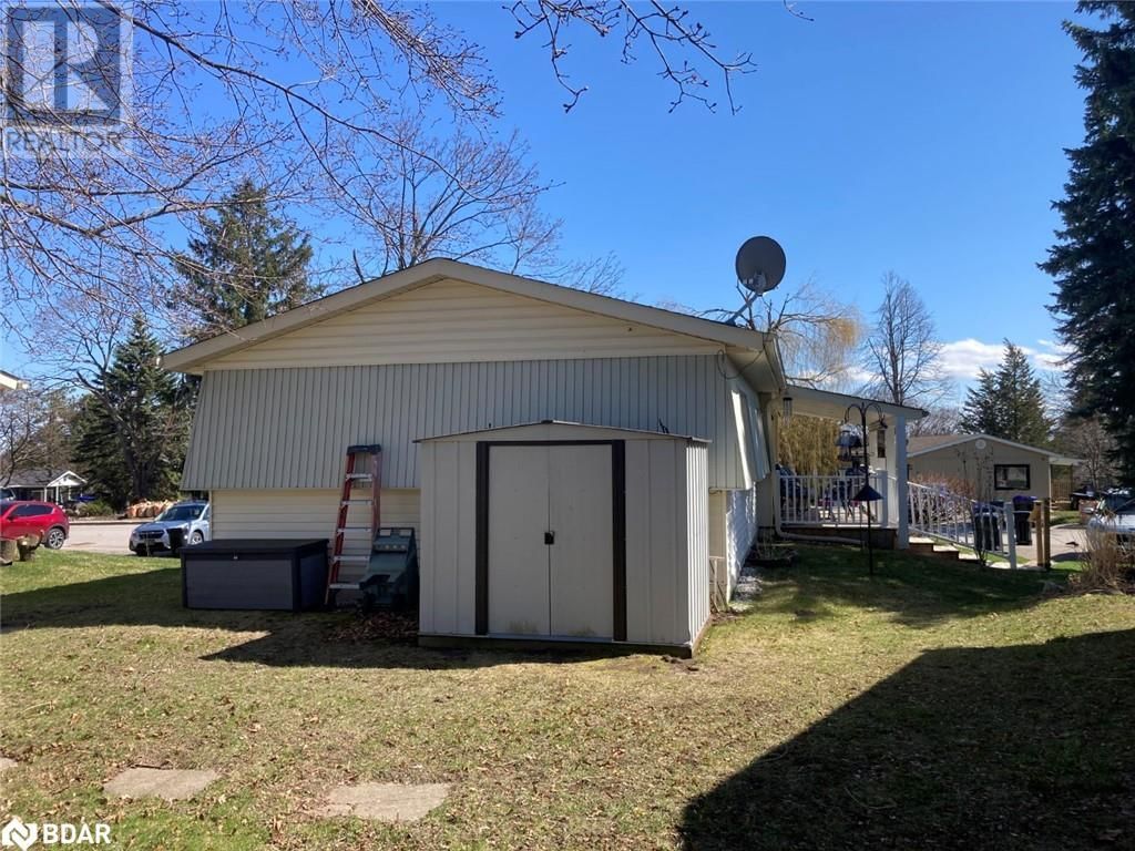 18 HAWTHORNE DRIVE Image 21