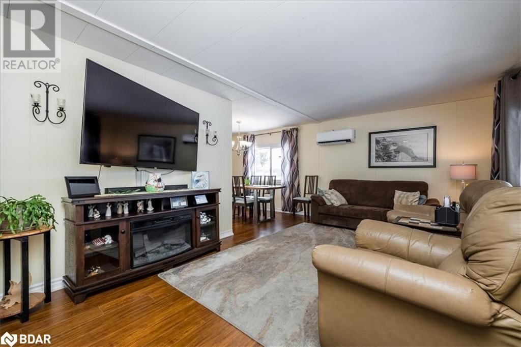 18 HAWTHORNE DRIVE Image 7