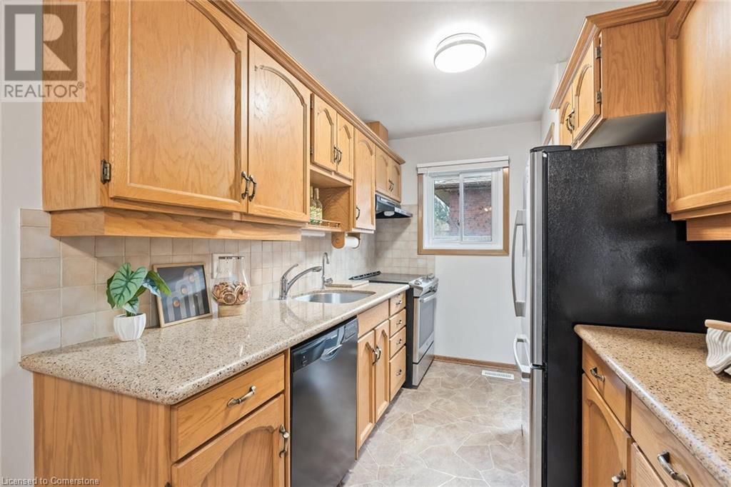 280 DIXON STREET Image 16