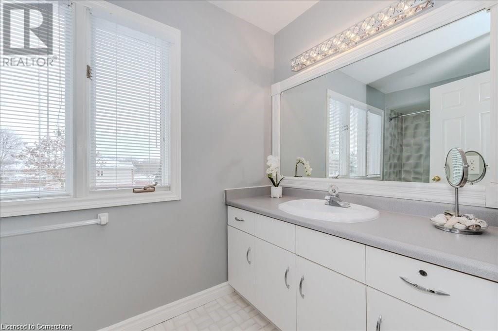 15 TRELAWNEY STREET Image 23