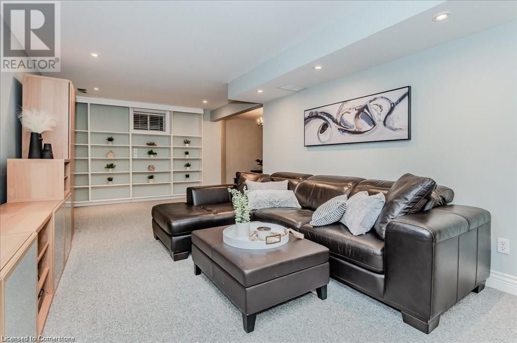 15 TRELAWNEY STREET Image 35