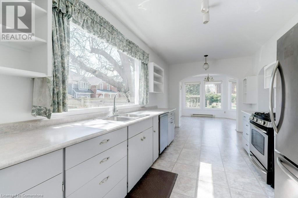 1427 ONTARIO STREET Image 16