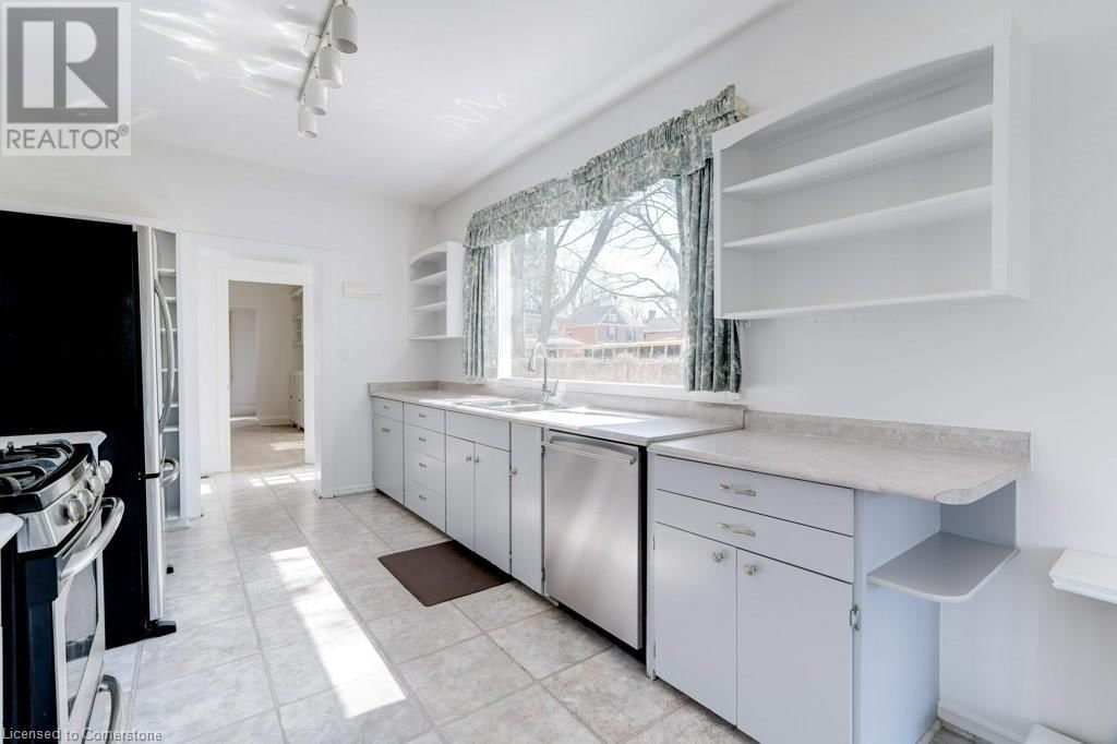 1427 ONTARIO STREET Image 17