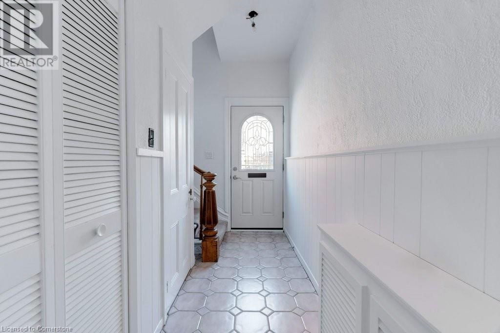 1427 ONTARIO STREET Image 25