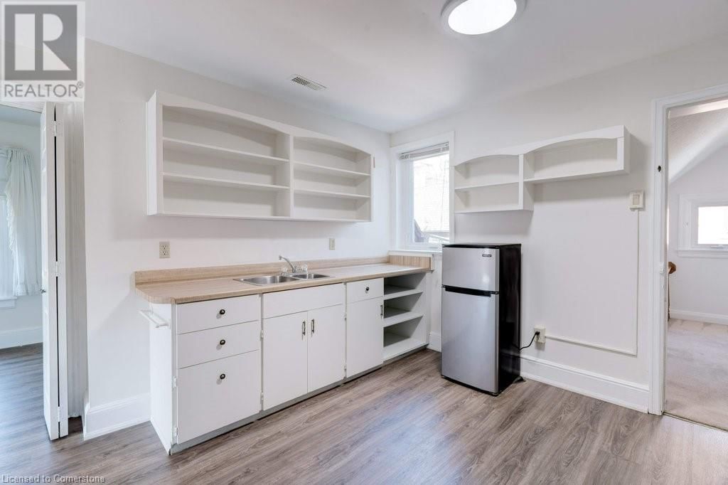 1427 ONTARIO STREET Image 30