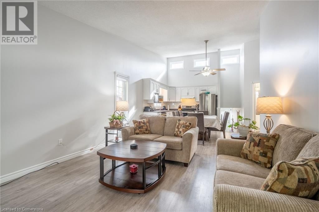 58 HARRIS AVENUE Image 13