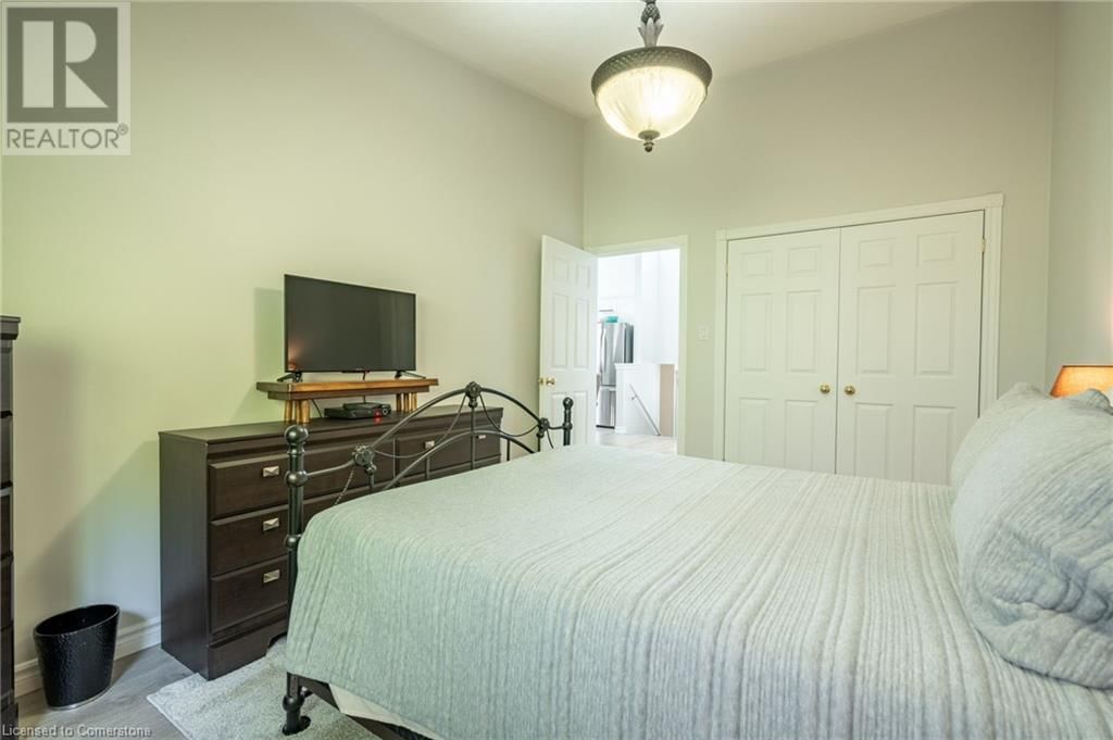 58 HARRIS AVENUE Image 16