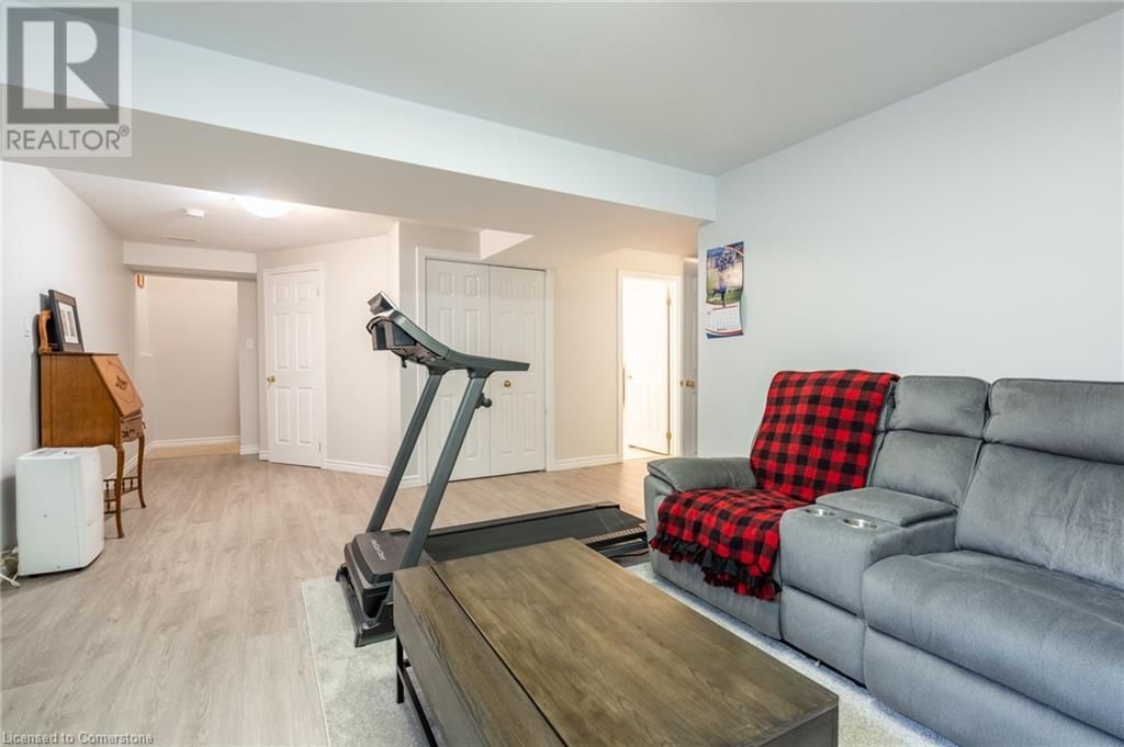 58 HARRIS AVENUE Image 23