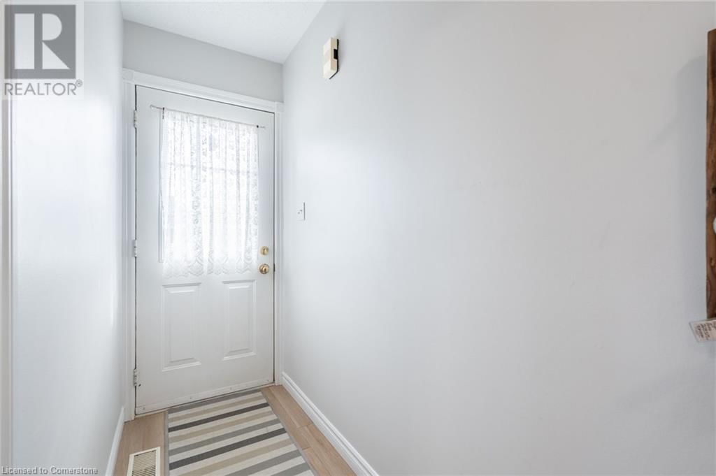 58 HARRIS AVENUE Image 3