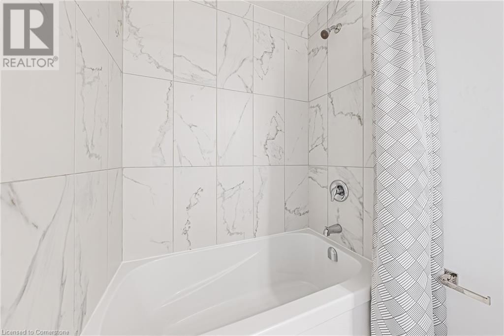 204 BENNINGER DRIVE Image 35