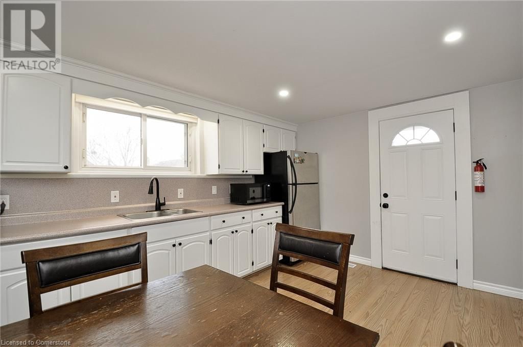 186 WENTWORTH AVENUE Image 10