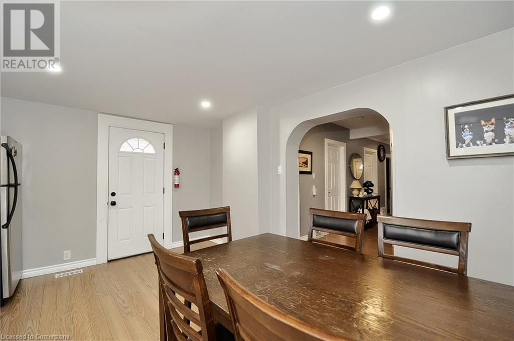 186 WENTWORTH AVENUE Image 12