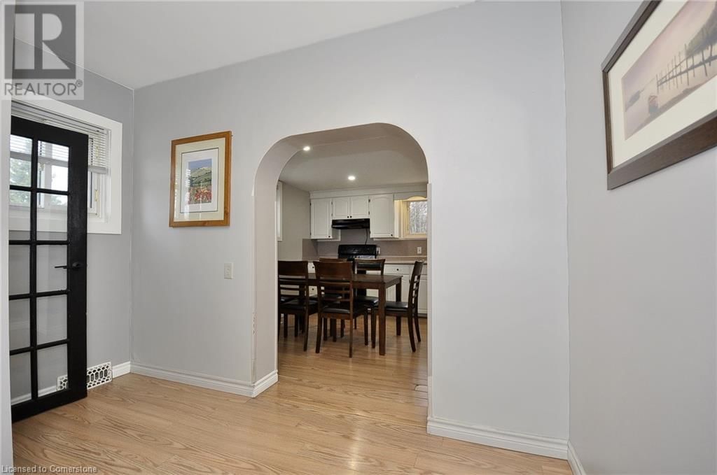 186 WENTWORTH AVENUE Image 14