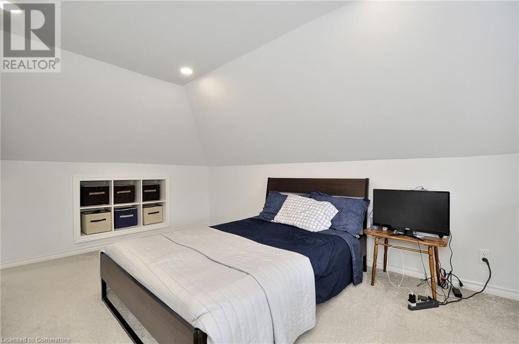 186 WENTWORTH AVENUE Image 21