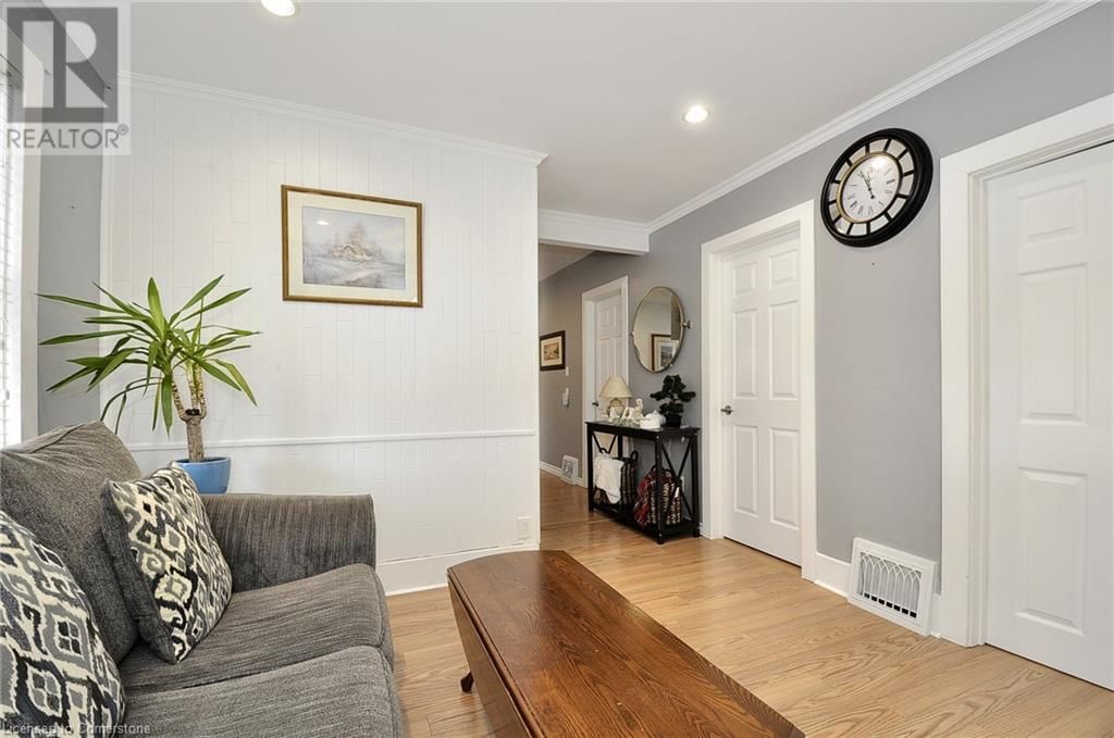 186 WENTWORTH AVENUE Image 7
