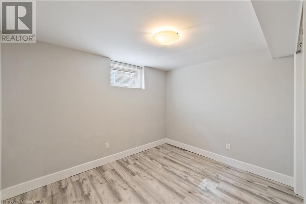 407 QUEEN MARY DRIVE Image 30