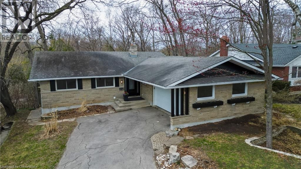 279 FERNDALE PLACE Image 1