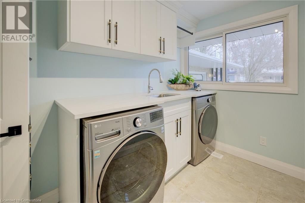 279 FERNDALE PLACE Image 22