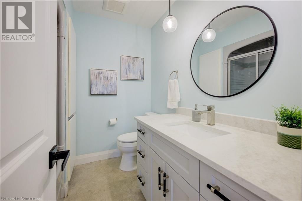 279 FERNDALE PLACE Image 23