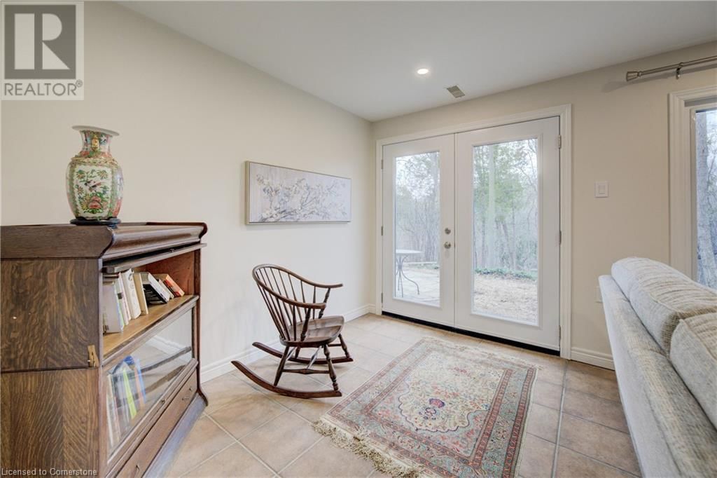 279 FERNDALE PLACE Image 26