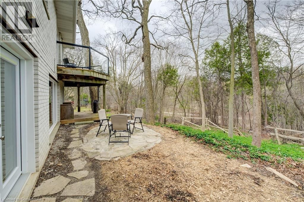 279 FERNDALE PLACE Image 33