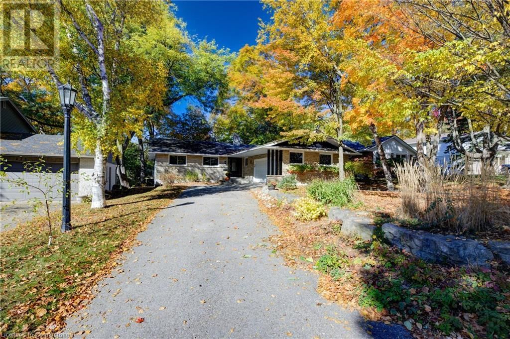 279 FERNDALE PLACE Image 34