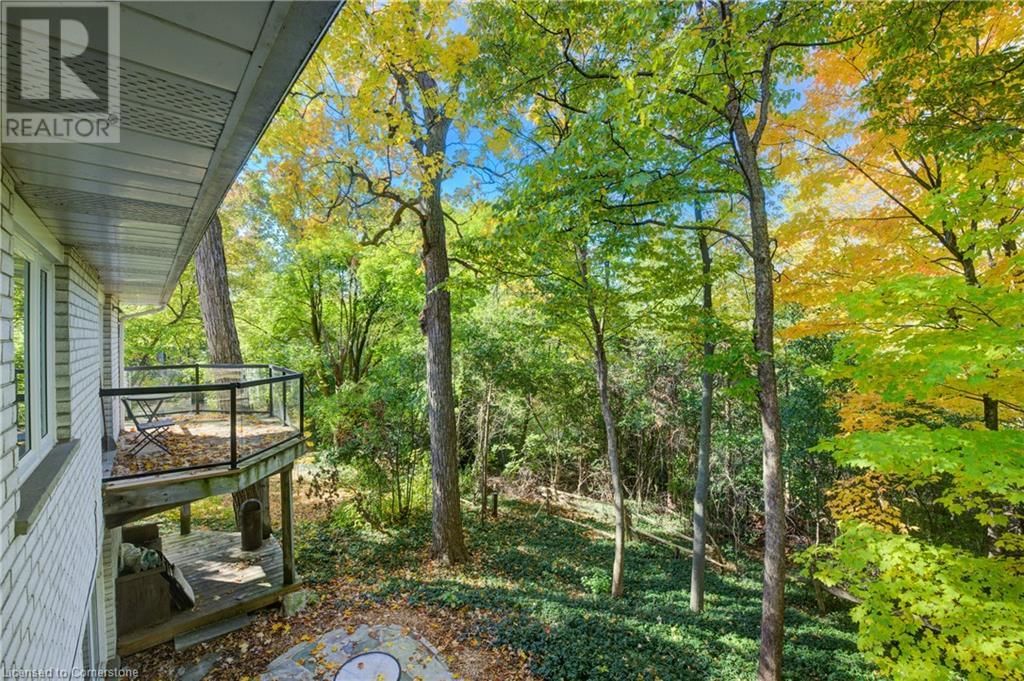 279 FERNDALE PLACE Image 38