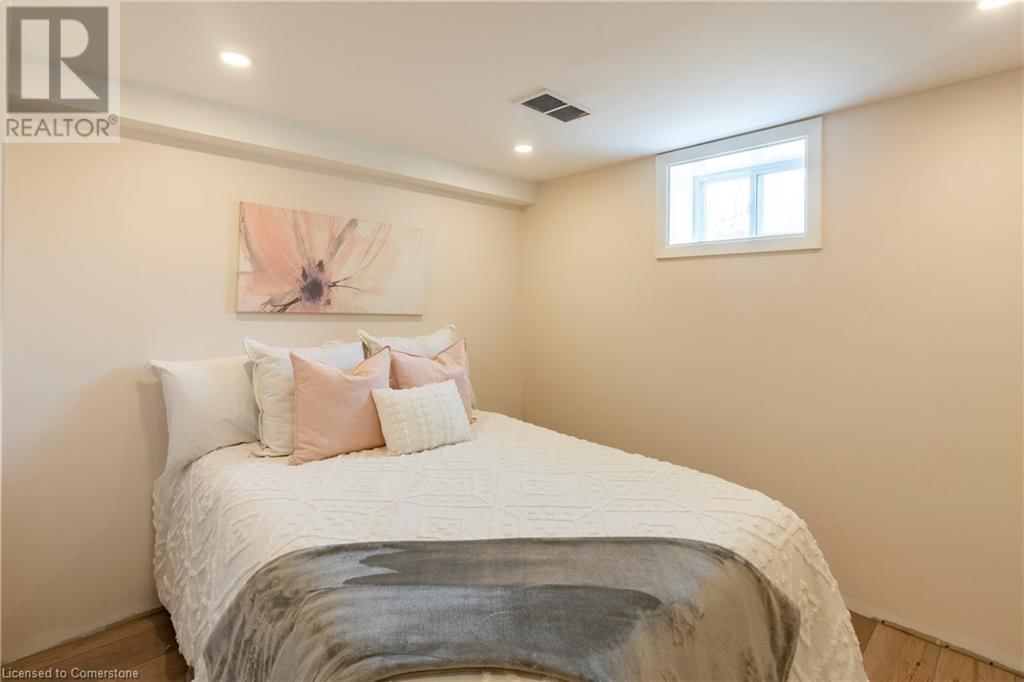 227 BRIDGEPORT ROAD EAST Image 34