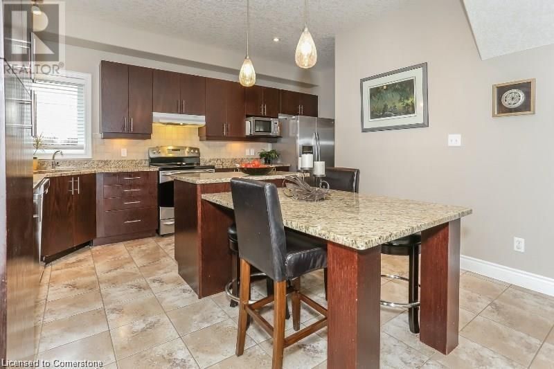 124 DUTTON WAY Image 11