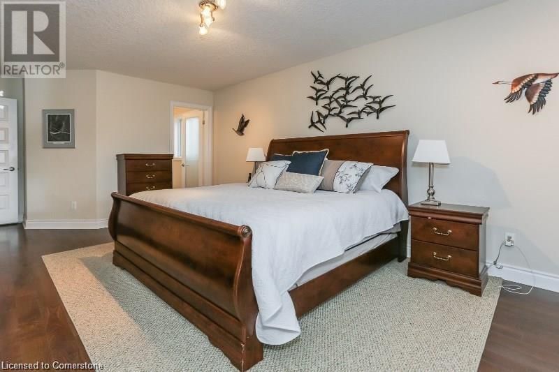 124 DUTTON WAY Image 21
