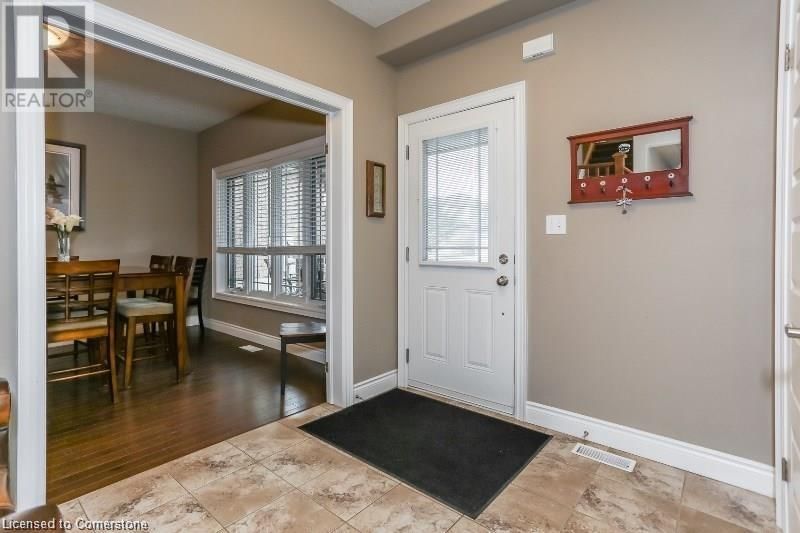 124 DUTTON WAY Image 5