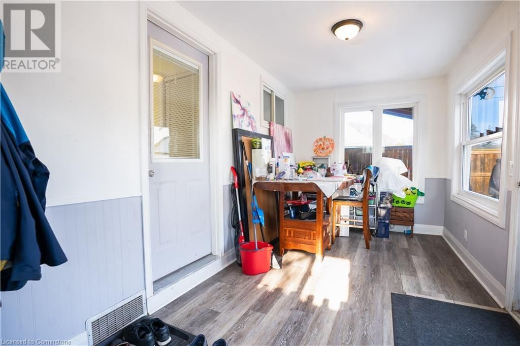 12 WALPOLE DRIVE Image 28