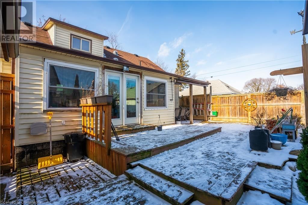 12 WALPOLE DRIVE Image 31
