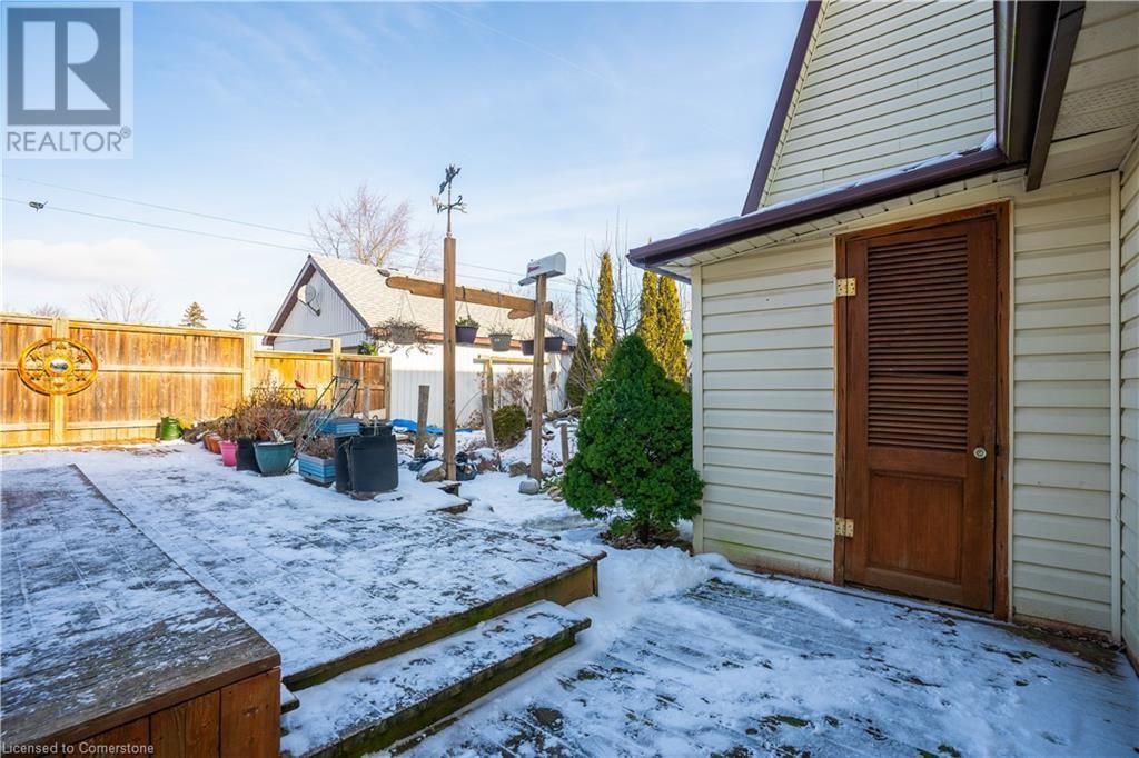 12 WALPOLE DRIVE Image 34