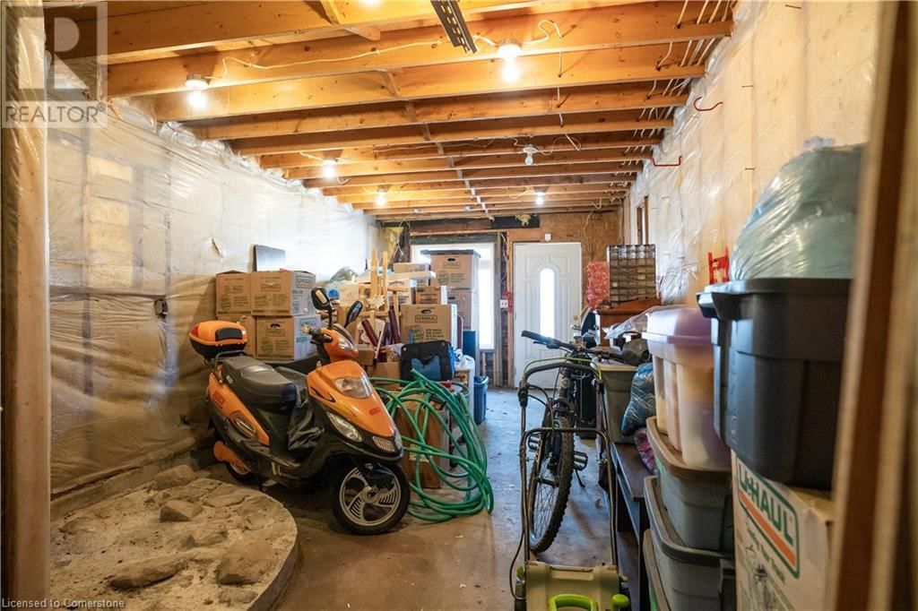 12 WALPOLE DRIVE Image 35