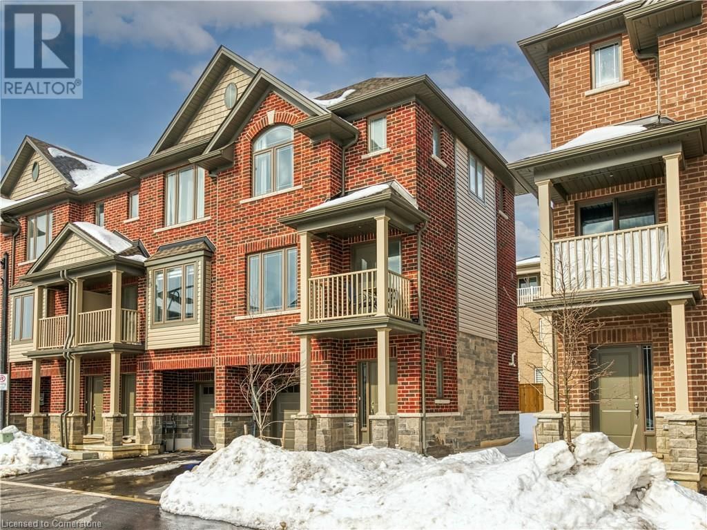8 - 19 PICARDY DRIVE Image 1