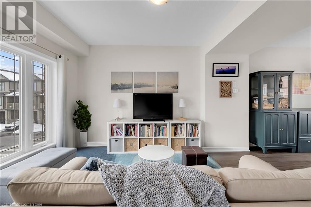8 - 19 PICARDY DRIVE Image 18